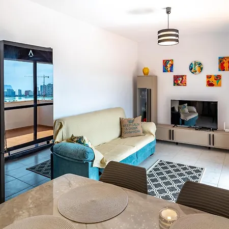 Coral Inftour Apartment